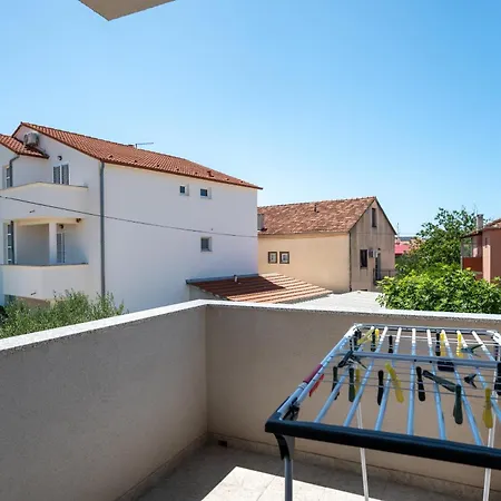 아파트 With Parking Space Biograd Na Moru, Biograd - 24723 *